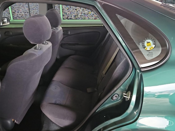 Vehicle image 9 Vehicle image 9