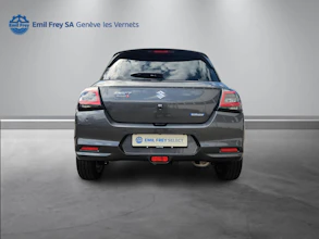 https://vehicle.imgix.net/4166570/ffa1e8af-c12a-4d81-b012-d22ffdd0fcd8.jpg