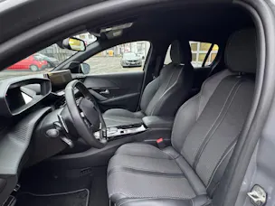 Peugeot 208 1.2 Hybrid 145 GT