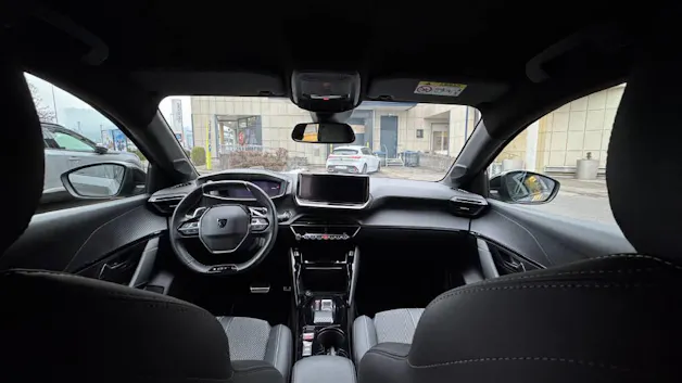 Peugeot 208 1.2 Hybrid 145 GT