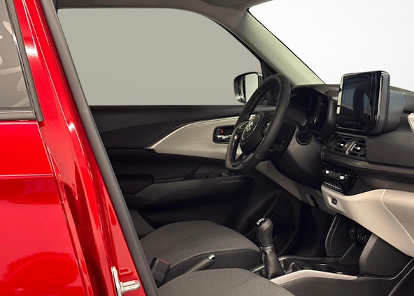 Vehicle image 9 Vehicle image 9