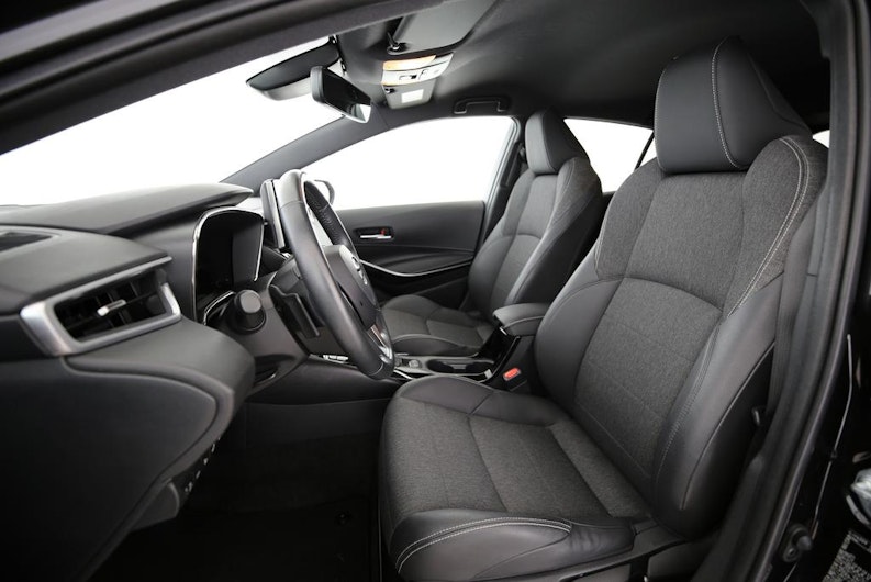 Vehicle image TOYOTA COROLLA