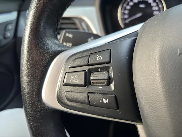 BMW X1 18i sDrive