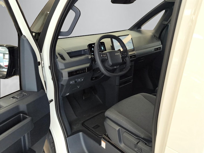 Vehicle image KIA PV5