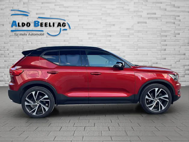 Volvo XC40 2.0 T5 R-Design AWD