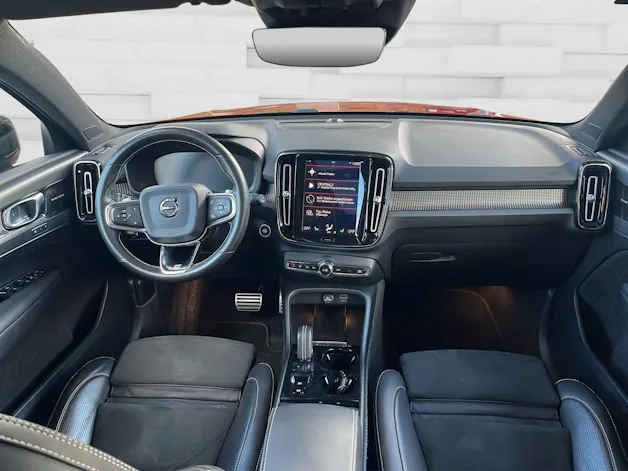 Volvo XC40 2.0 T5 R-Design AWD