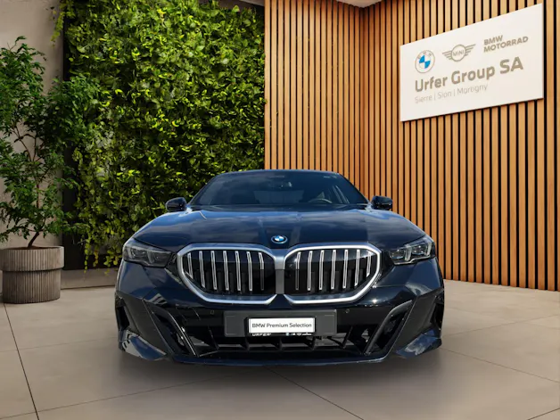 BMW 530e xDrive Steptronic (CH)