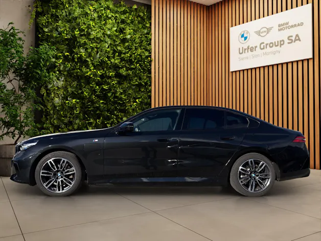 BMW 530e xDrive Steptronic (CH)
