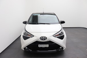 Vehicle image TOYOTA Aygo 1.0 VVT-i JBL Black & White Edition