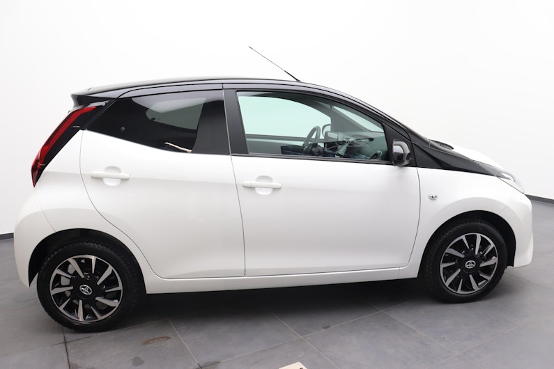 Vehicle image TOYOTA AYGO