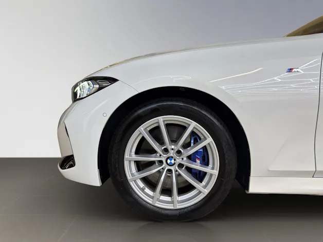 BMW 330d xDrive  Touring M-SportPaket