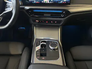 BMW 330d xDrive  Touring M-SportPaket