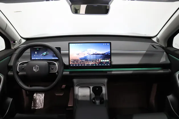 Leapmotor C10 1.5 REEV Design