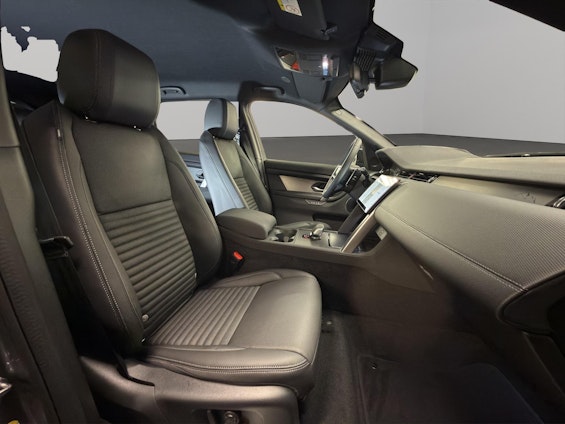 Vehicle image 9 Vehicle image 9