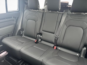 Vehicle image LAND ROVER Defender 130 3.0 D I6 X-Dynamic SE