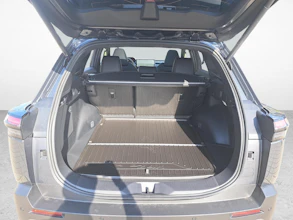 https://vehicle.imgix.net/4166791/f89ccc12-adea-4937-a03d-fe3d1b64e3c9.jpg