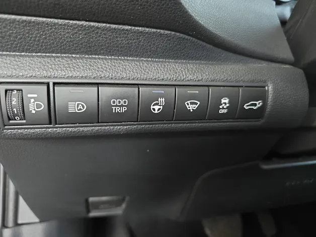 Toyota Corolla Touring Sports 2.0 HSD GR Sport / ab 3,99% Leasing bei Abschluss einer Protect Autoversicherung