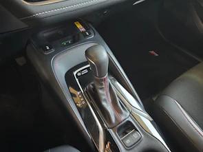 Fahrzeugbild TOYOTA Corolla Touring Sports 2.0 HSD GR Sport / ab 3,99% Leasing bei Abschluss einer Protect Autoversicherung