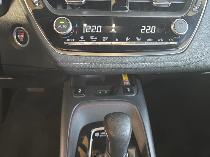 Fahrzeugbild TOYOTA COROLLA