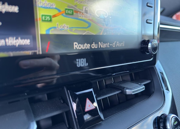 Vehicle image 16 Vehicle image 16