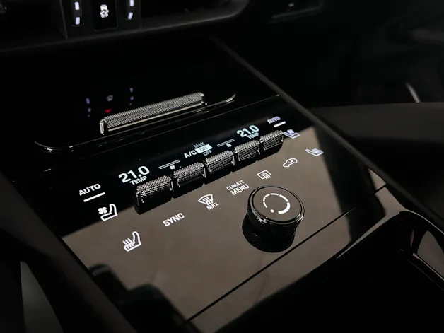 Porsche Cayenne Turbo E-Hybrid Coupé mit GT-Paket