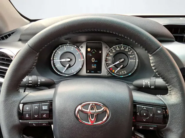 Toyota Hilux Double Cab.-Pick-up 2.4 D-4D 150 Style