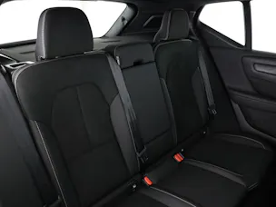 Volvo XC40 2.0 B3 MH Plus Dark