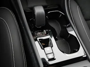 Volvo XC40 2.0 B3 MH Plus Dark