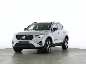 immagine del veicolo VOLVO XC40 2.0 B3 MH Plus Dark
