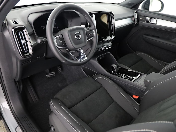 immagine del veicolo VOLVO XC40