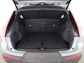 immagine del veicolo VOLVO XC40 2.0 B3 MH Plus Dark