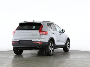 immagine del veicolo VOLVO XC40 2.0 B3 MH Plus Dark