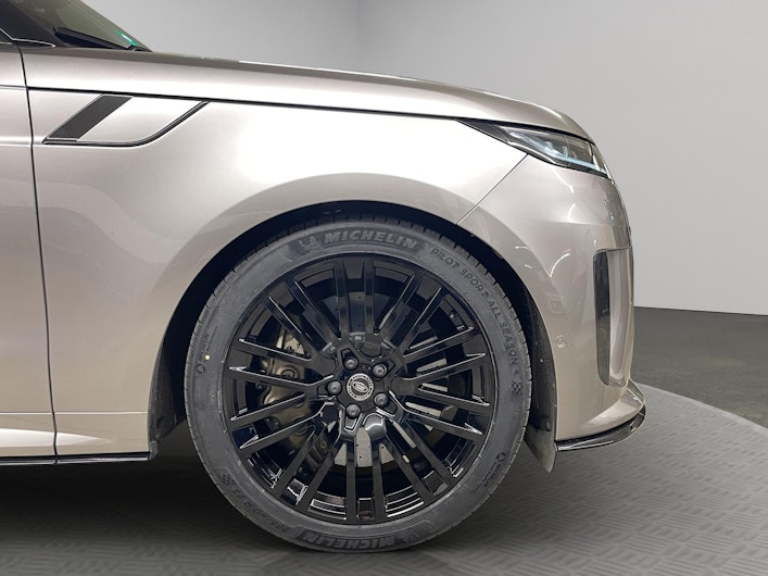 Fahrzeugbild LAND ROVER RANGE ROVER SPORT