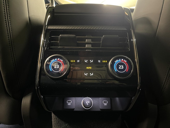 Fahrzeugbild LAND ROVER RANGE ROVER SPORT