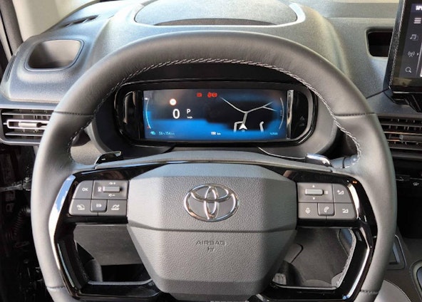 Vehicle image 9 Vehicle image 9