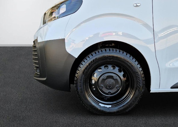 Vehicle image 11 Vehicle image 11