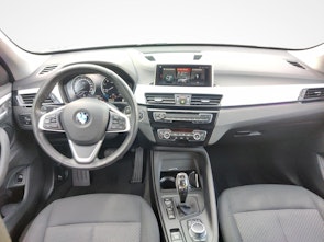 Fahrzeugbild BMW X1 20i xDrive