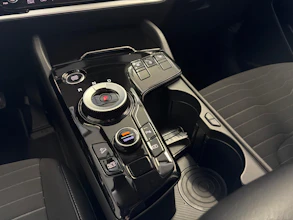 https://vehicle.imgix.net/4166936/4f2b885b-4a12-4d0c-9cf7-23cf2b0da58f.jpg