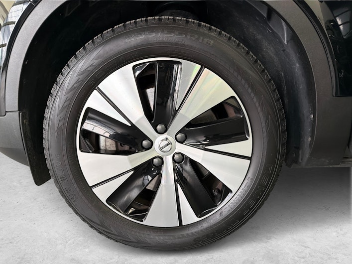 Vehicle image VOLVO XC40