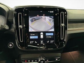 Vehicle image VOLVO XC40 1.5 T5 PiH R-Design