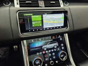 Fahrzeugbild LAND ROVER Range Rover Sport 5.0 V8 SC SVR
