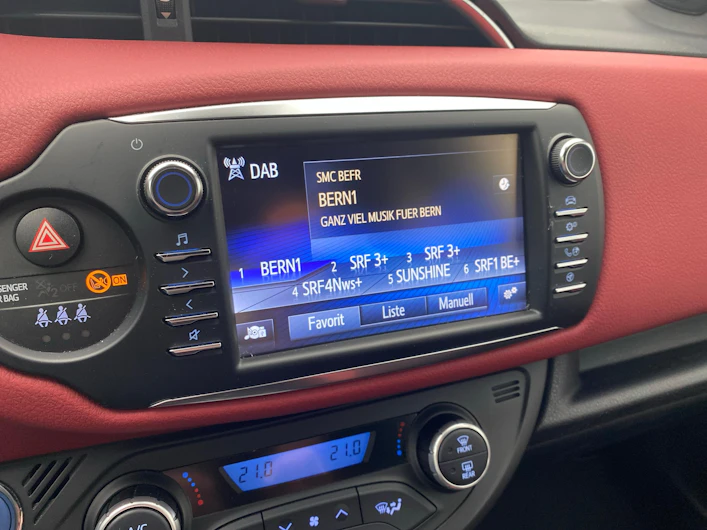 Fahrzeugbild TOYOTA YARIS