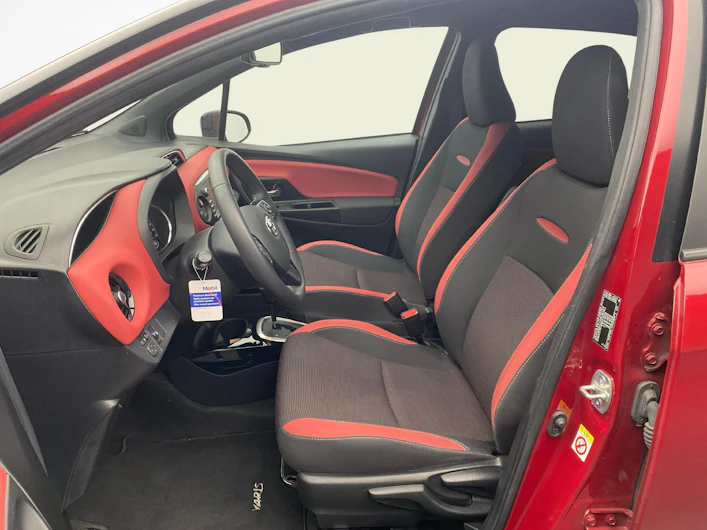 Fahrzeugbild TOYOTA YARIS