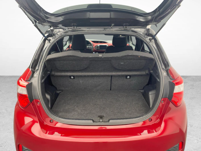 Fahrzeugbild TOYOTA YARIS