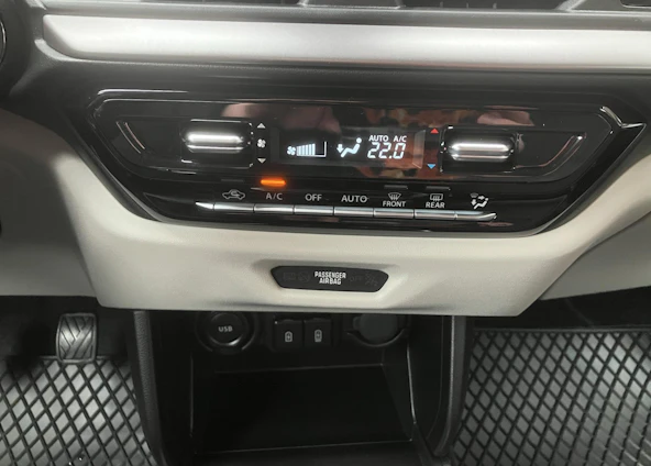 immagine del veicolo 10 immagine del veicolo 10