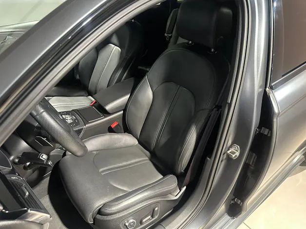 Audi RS6 Avant 4.0 V8 TFSI quattro T-Tronic