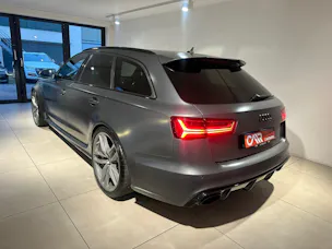 Audi RS6 Avant 4.0 V8 TFSI quattro T-Tronic