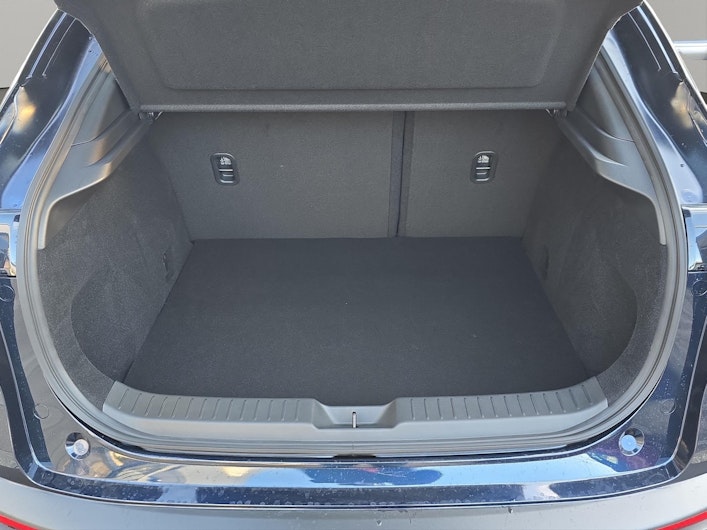 Vehicle image MAZDA CX-30