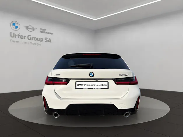 BMW 320d xDrive 48V Touring Steptronic M Sport