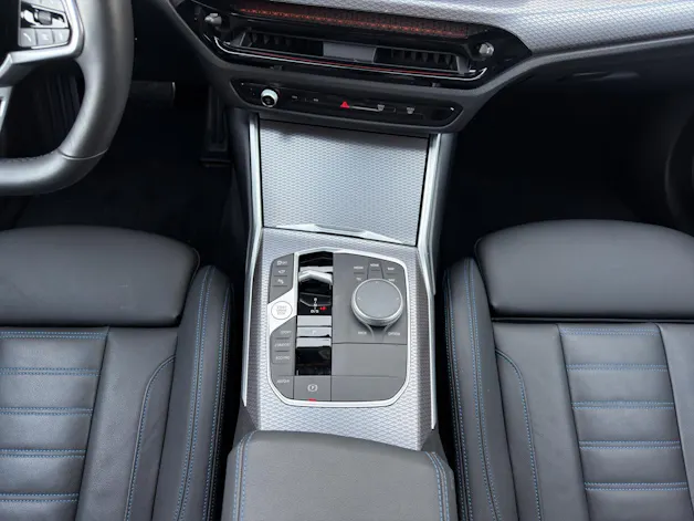 BMW 320d xDrive 48V Touring Steptronic M Sport